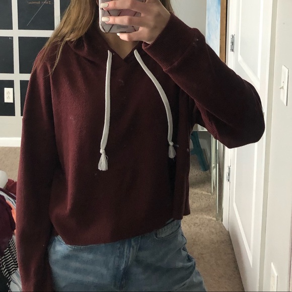 Maroon Hooded Cropped Sweatshirt - Picture 2 of 2